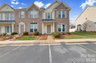 2006 Cramerton Village Dr, Cramerton, NC 28032 - Photo 6