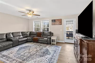 60 Oakwood Drive #039, Horse Shoe, NC 28792 - Photo 18