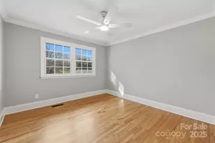 4937 Vincent Ln, Charlotte, NC 28210 - Photo 18