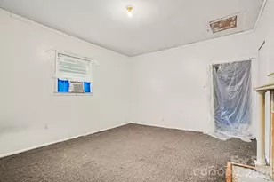 605 Kings Mountain St, Clover, SC 29710 - Photo 10