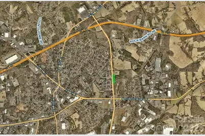 404 Thornburg Drive NE, Conover, NC 28613 - Photo 2