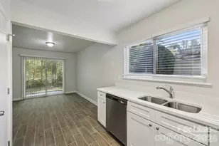 7030 Huntsmaster Dr, Charlotte, NC 28277 - Photo 12