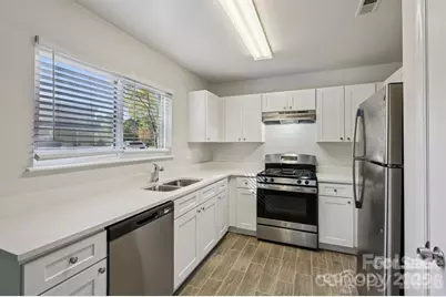 7030 Huntsmaster Drive, Charlotte, NC 28277 - Photo 14