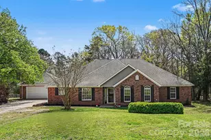 7329 Bailywick Dr, Waxhaw, NC 28173 - Photo 2