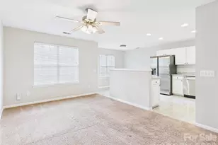 2056 University Heights Ln, Charlotte, NC 28213 - Photo 4