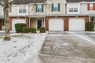 2056 University Heights Ln, Charlotte, NC 28213 - Photo 2