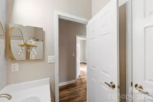 706 Northeast Dr, Davidson, NC 28036 - Photo 12