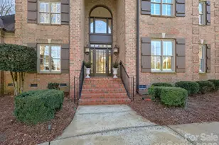 5201 Piper Glen Dr, Charlotte, NC 28277 - Photo 4