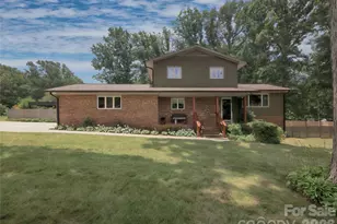 779 Fernwood Rd, Lincolnton, NC 28092 - Photo 1