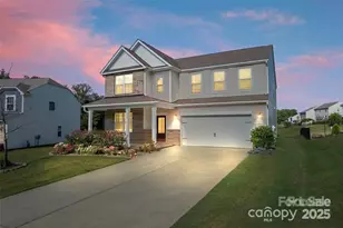 202 Wrangell Dr, Mooresville, NC 28117 - Photo 2