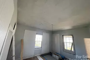 35 Center St, Great Falls, SC 29055 - Photo 8