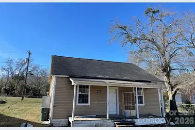 35 Center Street, Great Falls, SC 29055 - Photo 1