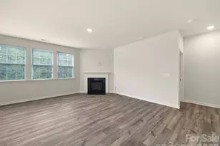 300 Kennerly Center Dr, Mooresville, NC 28115 - Photo 10