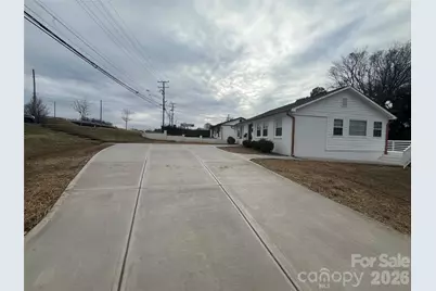 2633 Old North Sharon Amity Road, Charlotte, NC 28205 - Photo 26