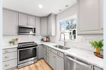 1024 Redcoat Drive, Charlotte, NC 28211 - Photo 18