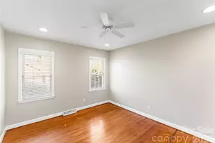 1024 Redcoat Dr, Charlotte, NC 28211 - Photo 32