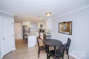 2524 Stradbrook Dr, Charlotte, NC 28210 - Photo 10