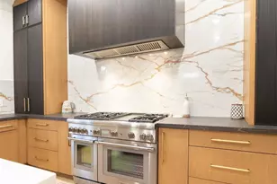 18805 Windy Point Dr, Cornelius, NC 28031 - Photo 8