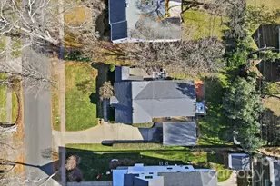 835 Sedgefield Rd, Charlotte, NC 28209 - Photo 30