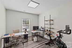 9306 Dufaux Dr, Charlotte, NC 28278 - Photo 22