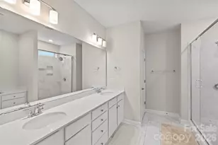 9306 Dufaux Dr, Charlotte, NC 28278 - Photo 20