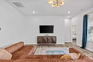 9306 Dufaux Dr, Charlotte, NC 28278 - Photo 14