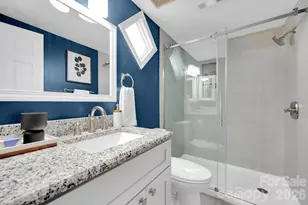 300 S Cedar St, Charlotte, NC 28202 - Photo 16