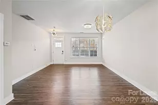 3245 Bending Birch Pl, Charlotte, NC 28206 - Photo 4