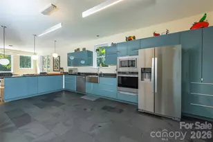 84 West St, Weaverville, NC 28787 - Photo 10