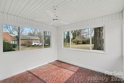 8616 Fallsdale Drive, Charlotte, NC 28214 - Photo 14