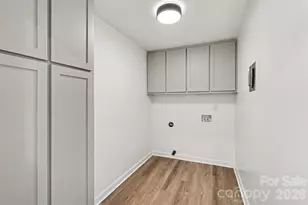 8616 Fallsdale Dr, Charlotte, NC 28214 - Photo 12