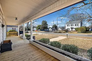 327 S Spruce St, Rock Hill, SC 29730 - Photo 2