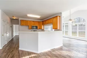 5128 Balsam Bark Ln, Fort Mill, SC 29708 - Photo 8