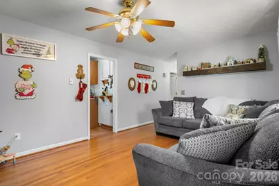 419 Hudson Heights, Hudson, NC 28638 - Photo 8