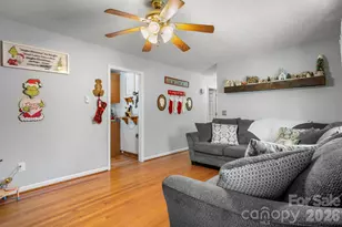 419 Hudson Heights, Hudson, NC 28638 - Photo 8