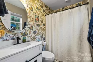 169 Meadow Glen Dr, Troutman, NC 28166 - Photo 8