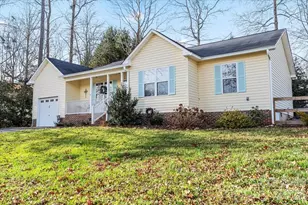 169 Meadow Glen Dr, Troutman, NC 28166 - Photo 2