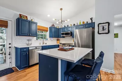 169 Meadow Glen Drive, Troutman, NC 28166 - Photo 6