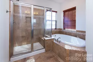 9921 Kings Parade Blvd, Charlotte, NC 28270 - Photo 16