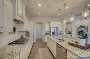 13211 Feale Ct, Charlotte, NC 28278 - Photo 12