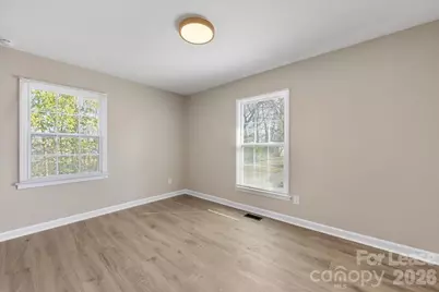 4700 Walden Court, Charlotte, NC 28210 - Photo 24