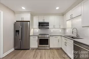 4700 Walden Ct, Charlotte, NC 28210 - Photo 12