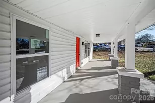 612 East E Street, Newton, NC 28658 - Photo 14