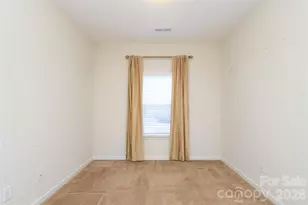 4806 Lynn Lee Cir, Charlotte, NC 28269 - Photo 10