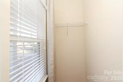 4806 Lynn Lee Circle, Charlotte, NC 28269 - Photo 32