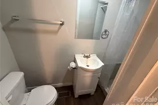 2620 Celia Ave, Charlotte, NC 28216 - Photo 4