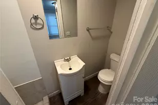 2620 Celia Ave, Charlotte, NC 28216 - Photo 8