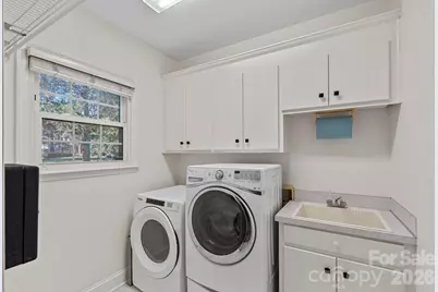 9806 Scheer Court, Harrisburg, NC 28075 - Photo 8