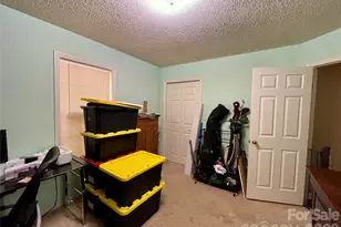 1676 Plyler Lake Rd, Gastonia, NC 28054 - Photo 26