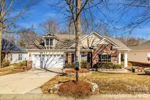 241 Loch Stone St, Fort Mill, SC 29715 - Photo 2